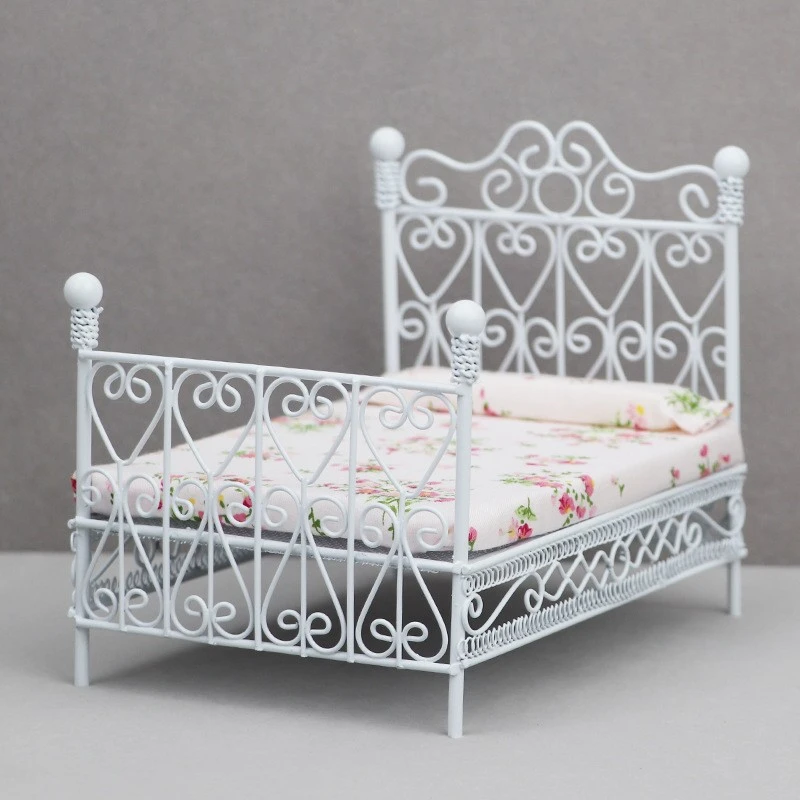 Miniature Iron Doll Bed — White